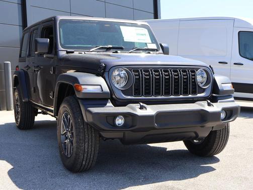 Granite Crystal Metallic Clearcoat 2026 Jeep Wrangler Sport