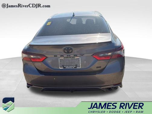 Predawn Gray Mica 2022 Toyota Camry SE
