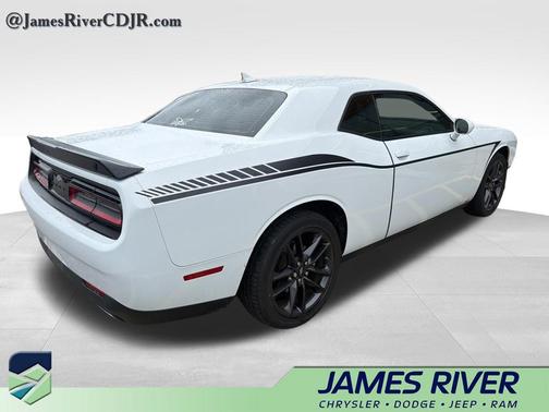 White Knuckle Clearcoat 2022 Dodge Challenger GT