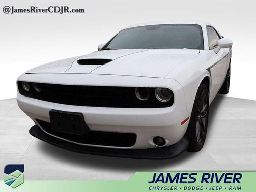 White Knuckle Clearcoat 2022 Dodge Challenger GT