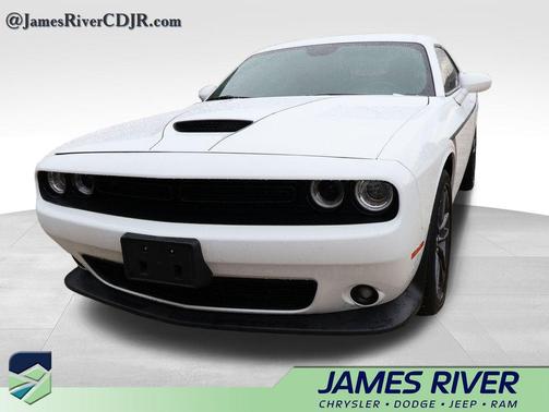 White Knuckle Clearcoat 2022 Dodge Challenger GT