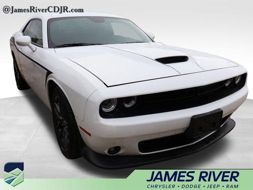 White Knuckle Clearcoat 2022 Dodge Challenger GT