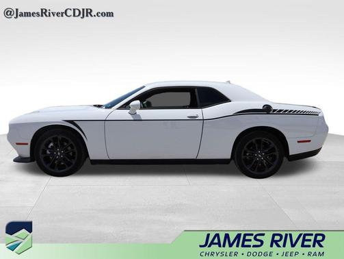 White Knuckle Clearcoat 2022 Dodge Challenger GT