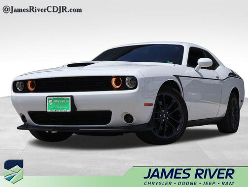 White Knuckle Clearcoat 2022 Dodge Challenger GT