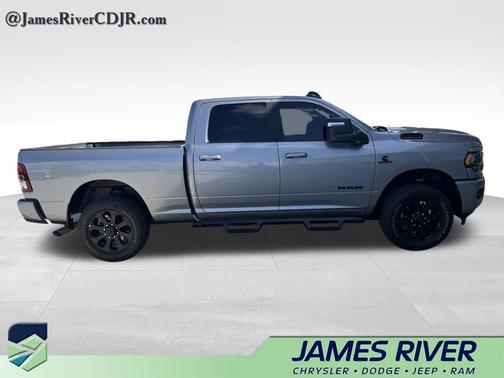 Billet Silver Metallic Clearcoat 2024 RAM 3500 Big Horn Crew Cab 4x4 6'4' Box