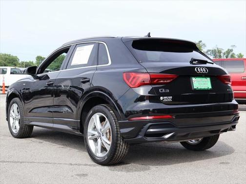 2019 Audi Q3 2.0T S line Prestige