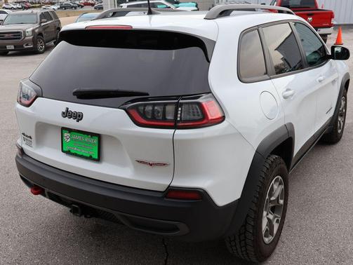 2020 Jeep Cherokee Trailhawk