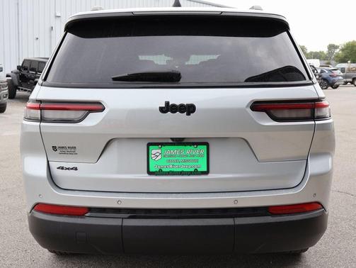 2024 Jeep Grand Cherokee L Altitude