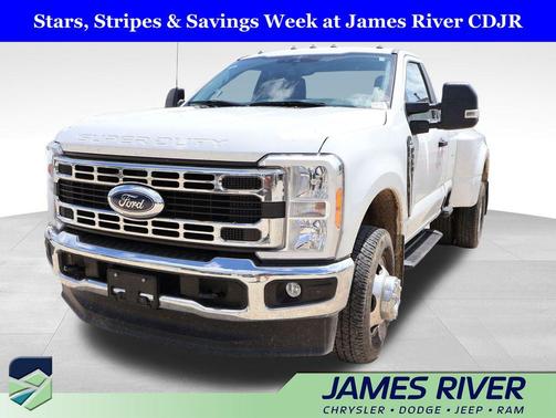Oxford White 2023 Ford F-350 XLT