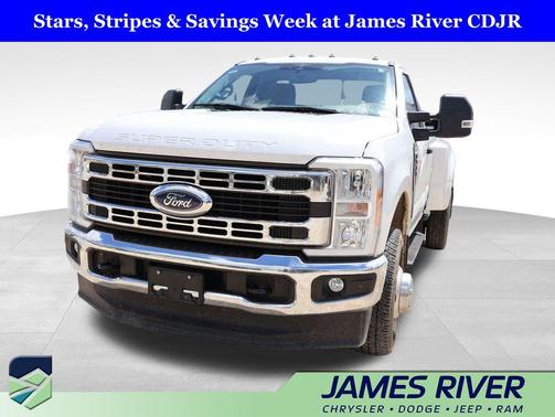 Oxford White 2023 Ford F-350 XLT
