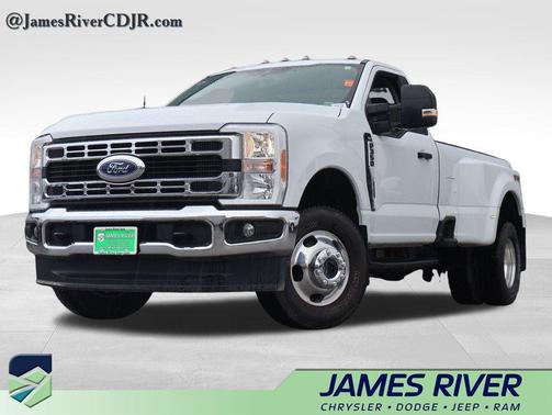 Oxford White 2023 Ford F-350 XLT