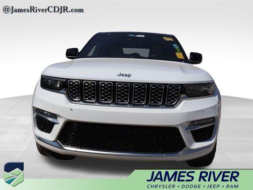 Diamond Black Crystal Pearlcoat 2023 Jeep Grand Cherokee 4xe Summit