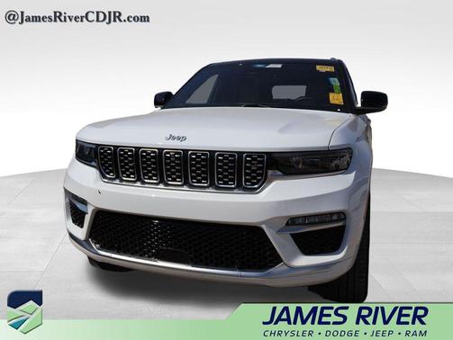 Diamond Black Crystal Pearlcoat 2023 Jeep Grand Cherokee 4xe Summit