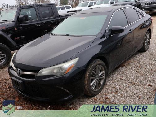 2016 Toyota Camry SE w/Special Edition Pkg