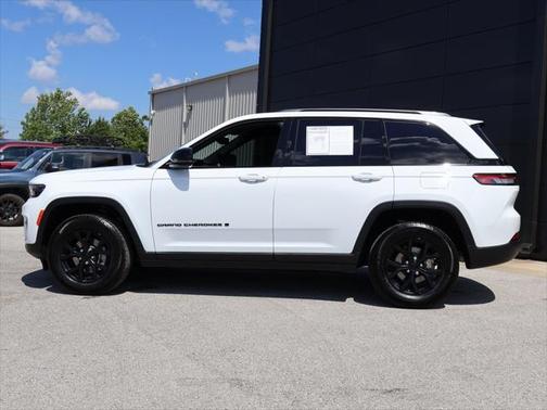 2024 Jeep Grand Cherokee Altitude