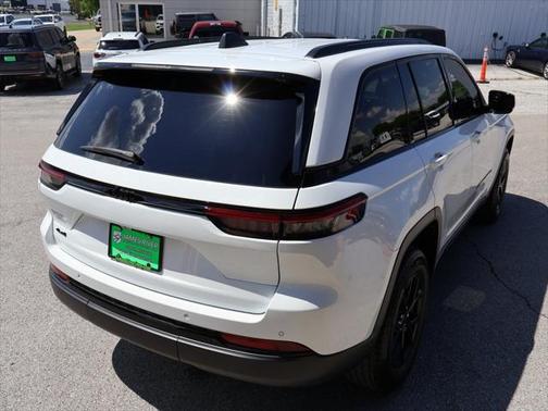 2024 Jeep Grand Cherokee Altitude