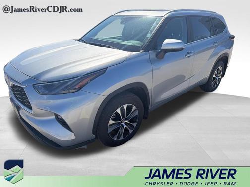 2025 Toyota Highlander XLE