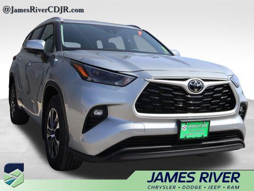 2025 Toyota Highlander XLE