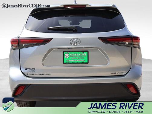 2025 Toyota Highlander XLE