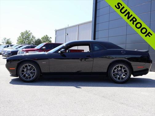 2017 Dodge Challenger R/T