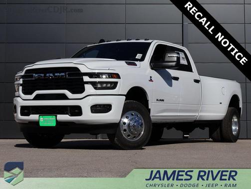 2026 RAM 3500 Big Horn Crew Cab 4x4 8' Box