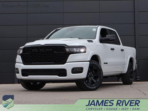Bright White Clearcoat 2026 RAM 1500 Big Horn/Lone Star