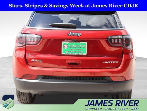 Red Hot Pearlcoat 2025 Jeep Compass Limited