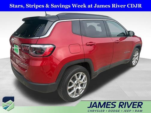 Red Hot Pearlcoat 2025 Jeep Compass Limited