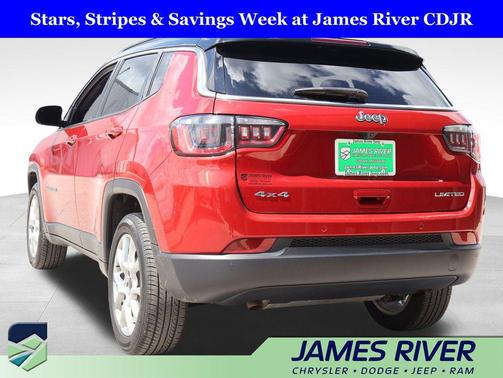Red Hot Pearlcoat 2025 Jeep Compass Limited