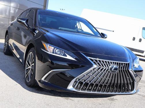 2022 Lexus ES 350 Base