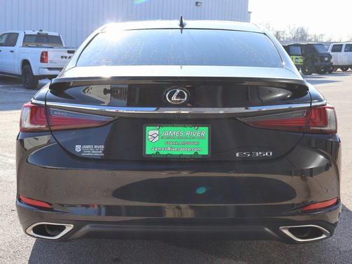 2022 Lexus ES 350 Base