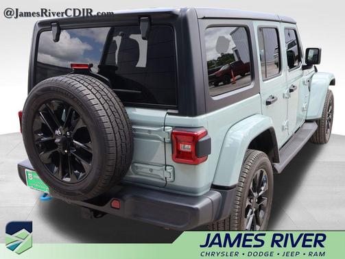 Earl Clearcoat 2023 Jeep Wrangler 4xe Sahara