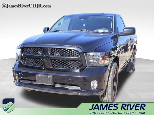 Brilliant Black Crystal Pearlcoat 2017 RAM 1500 Express