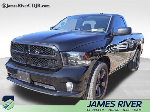 Brilliant Black Crystal Pearlcoat 2017 RAM 1500 Express