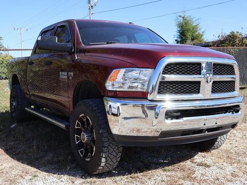 2018 RAM 3500 Tradesman Crew Cab 4x4 6'4' Box