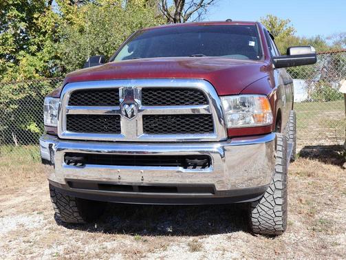 2018 RAM 3500 Tradesman Crew Cab 4x4 6'4' Box