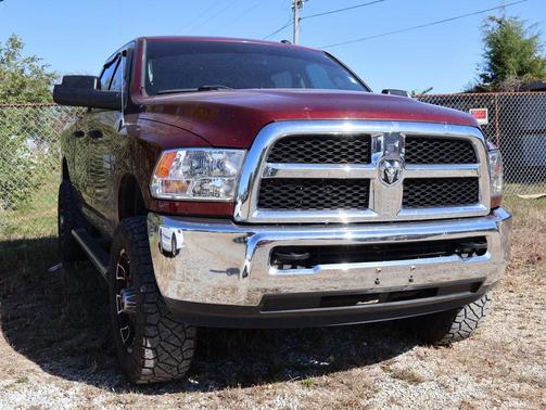 2018 RAM 3500 Tradesman Crew Cab 4x4 6'4' Box