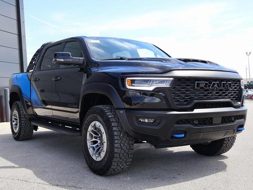 2025 RAM 1500 RHO Crew Cab 4x4 5'7' Box