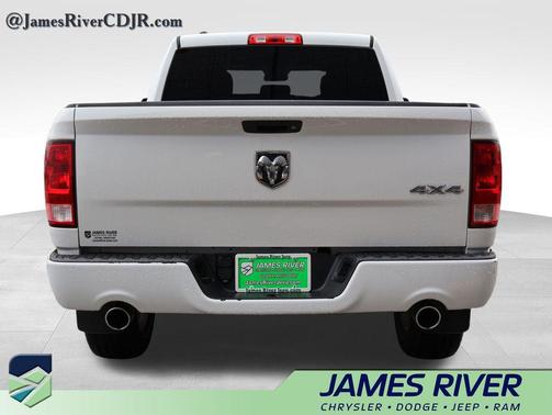 Bright White Clearcoat 2017 RAM 1500 Express
