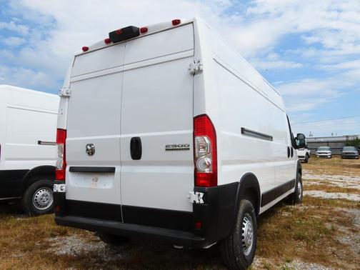 2025 RAM ProMaster 2500 Tradesman