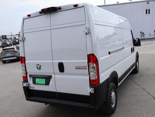 2025 RAM ProMaster 2500 Tradesman
