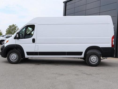 2025 RAM ProMaster 2500 Tradesman