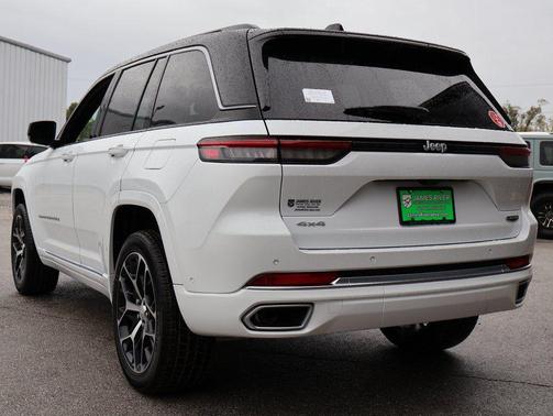 2025 Jeep Grand Cherokee Summit