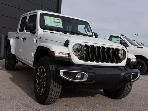 2026 Jeep Gladiator Sport