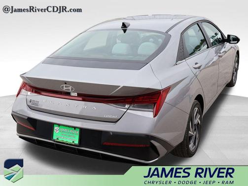 Fluid Metal 2025 Hyundai ELANTRA Limited
