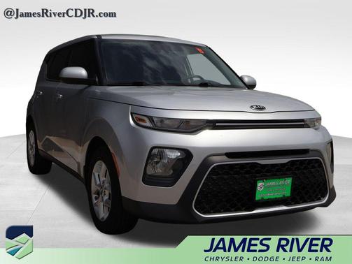 Sparkling Silver 2021 Kia Soul S