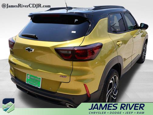 Nitro Yellow Metallic 2025 Chevrolet Trailblazer RS
