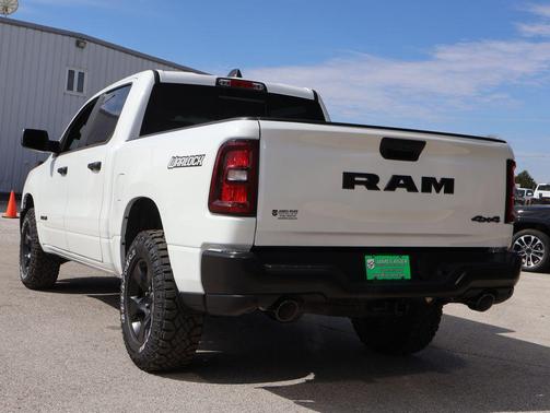 2026 RAM 1500 Warlock Crew Cab 4x4 5'7' Box