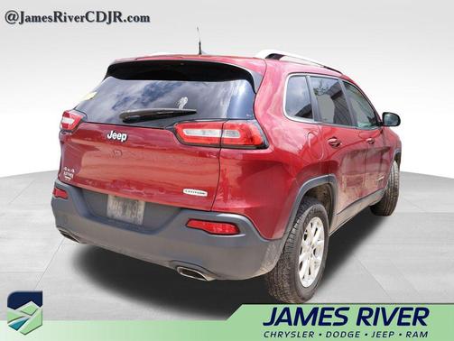 Deep Cherry Red Crystal Pearlcoat 2016 Jeep Cherokee Latitude