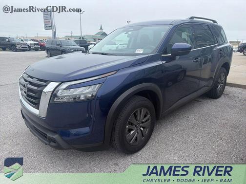 Deep Ocean Blue Pearl 2025 Nissan Pathfinder SV FWD